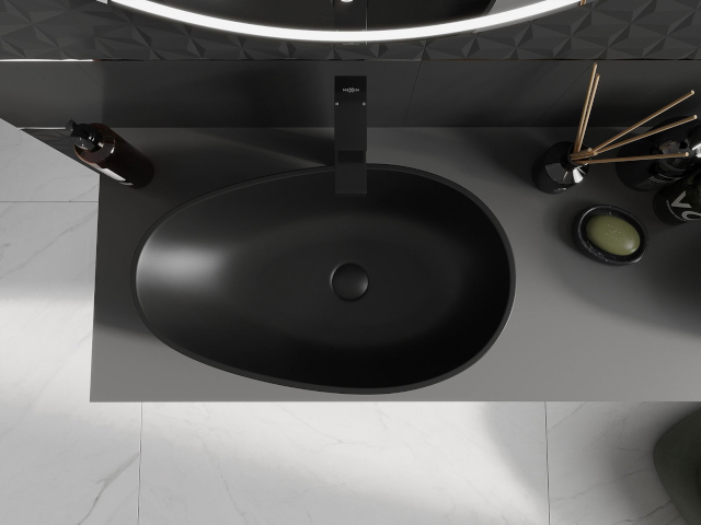 Armário à altura na casa de banho