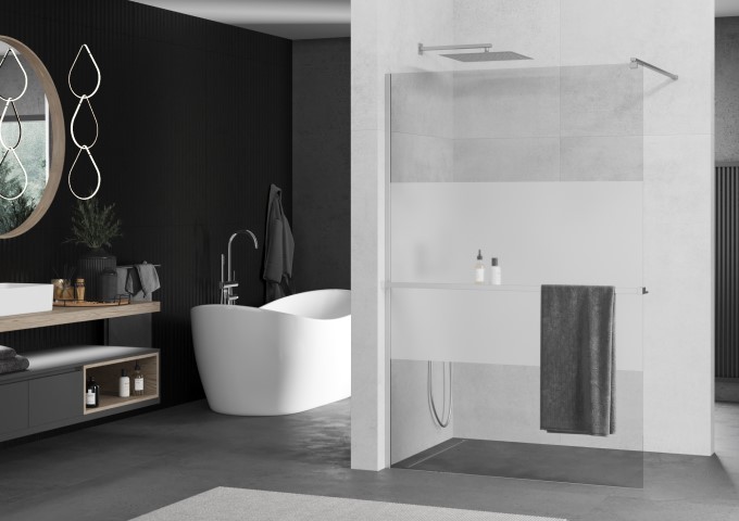 Prateleiras de casa de banho em cavilhas