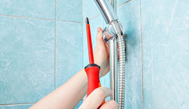 Como substituir o braço do chuveiro?