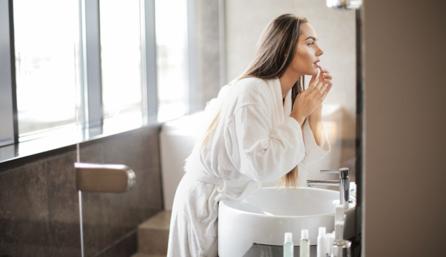 Casa de banho moderna do século XXI, por onde começar para a criar?