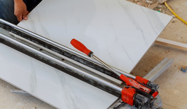 Como cortar azulejos corretamente?