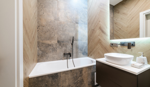 Banheira para uma casa de banho pequena