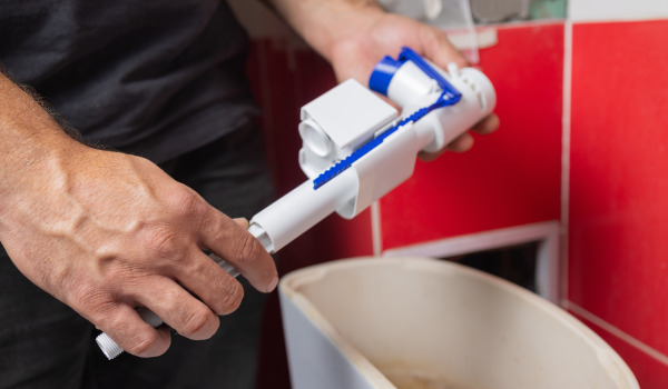 Como descalcificar um autoclismo?