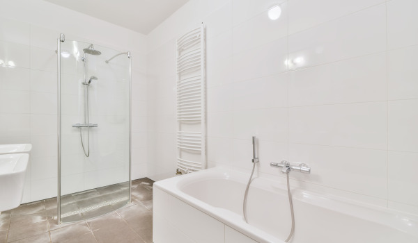 O que deve saber sobre misturadoras de banheira-duche?