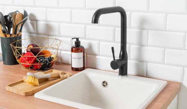 Lavatório branco: praticidade e manutenção - vale a pena?