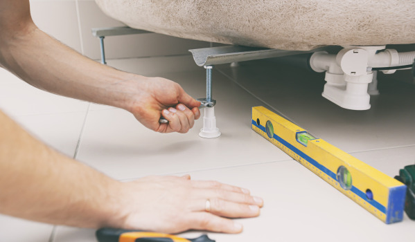 Como montar um base de chuveiro retangular?