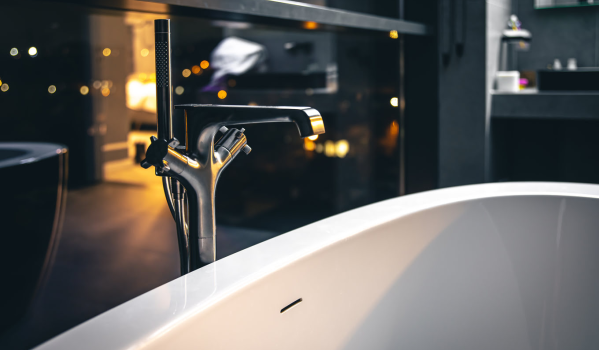 Como reparar o comutador da torneira da banheira? Dicas de especialista