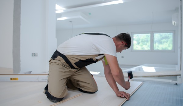 Qual é a espessura adequada da base para painéis?