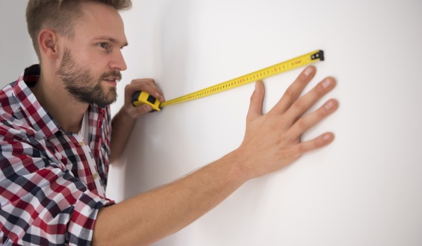 Como calcular a quantidade de azulejos para uma parede?